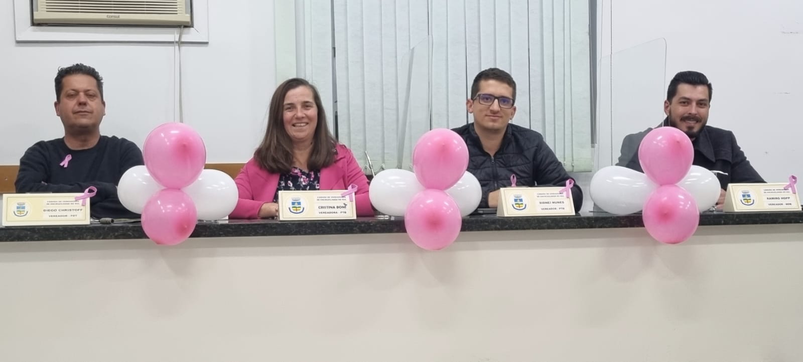 CÂMARA DE VEREADORES APOIA O OUTUBRO ROSA