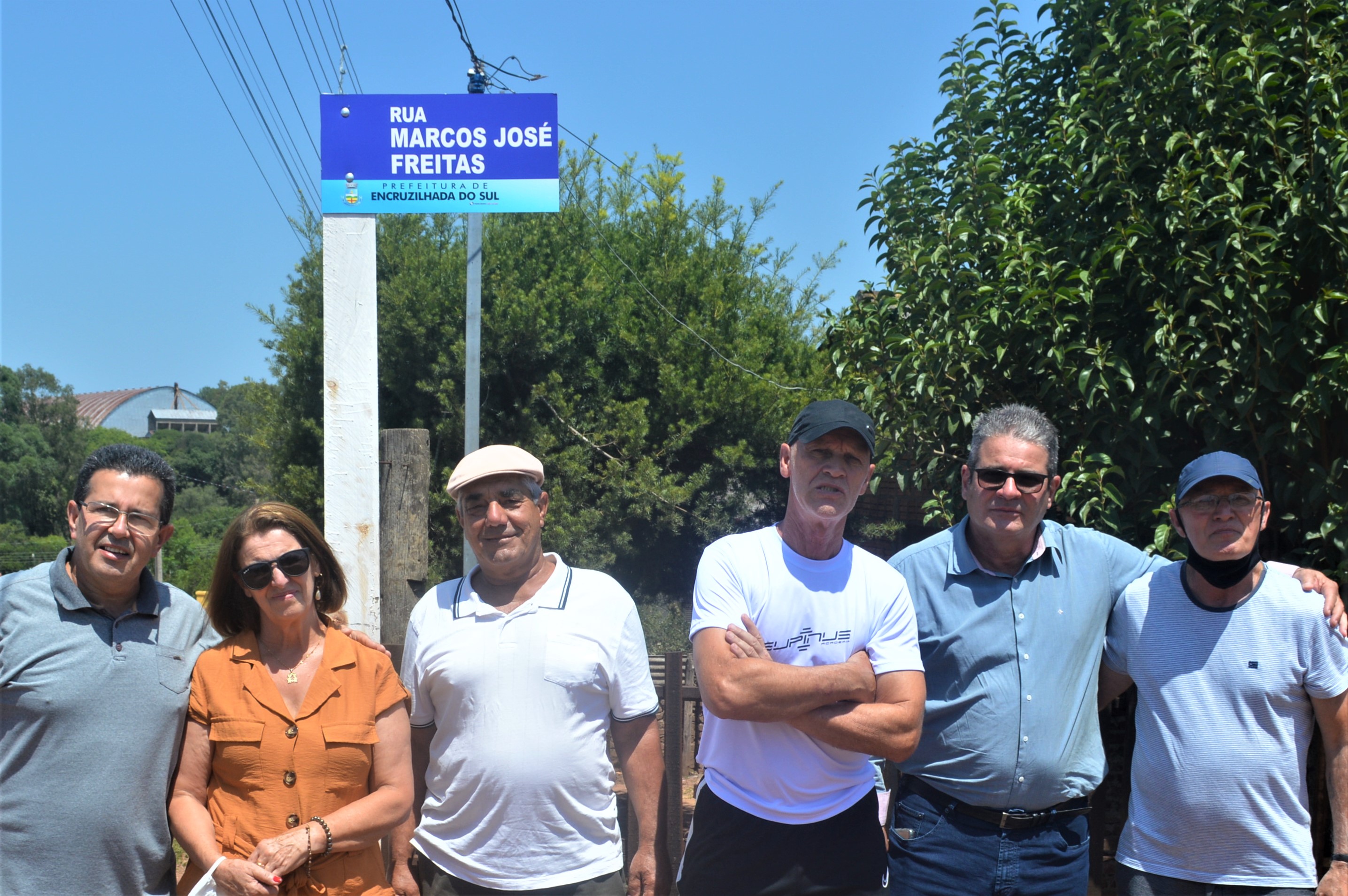 PROJETO DE LEI DO VEREADOR DIUDIO PRESTES QUE DENOMINA NOME DE RUAS