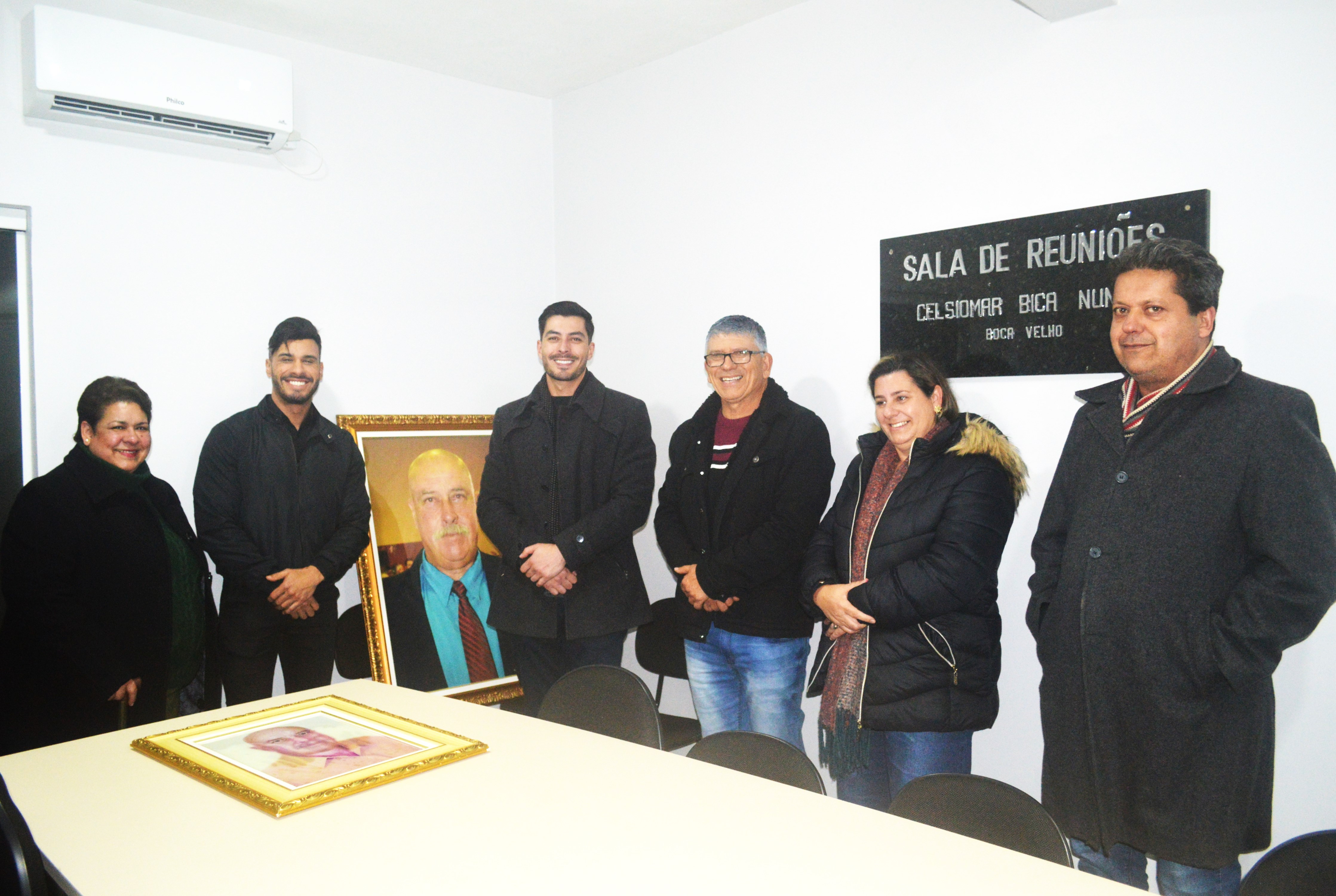 REINAUGURAÇÃO DA SALA DE REUNIÕES 